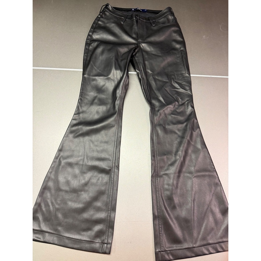 Hollister Womens Black Faux Leather High Rise Flare Pant Size 5 boho grunge y2k